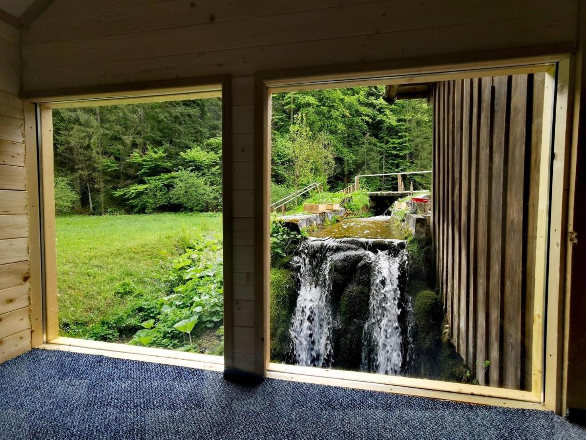فيلا Wooden House With A Waterfall "Stipanov Mlin" Plitvička Jezera المظهر الخارجي الصورة